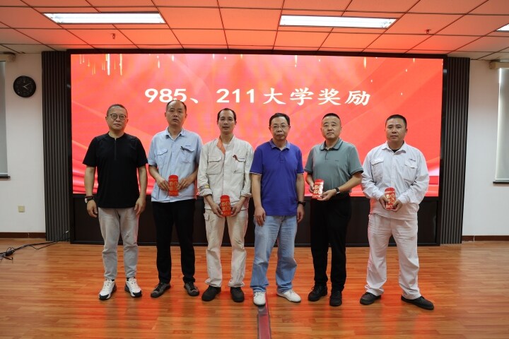 ����ͨ���������Ʒ���3.6��Ԫ�������÷���Ա����Ů��ѧ¼ȡ������